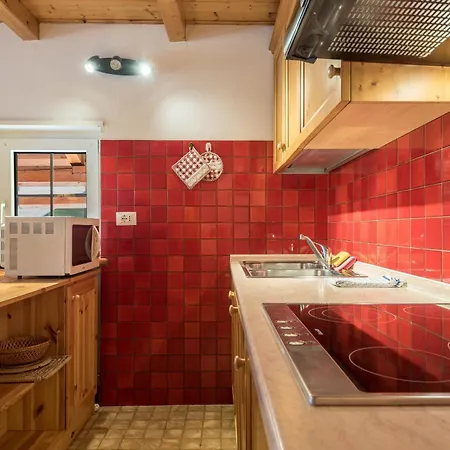 Casa Lorenz 3 * Canazei