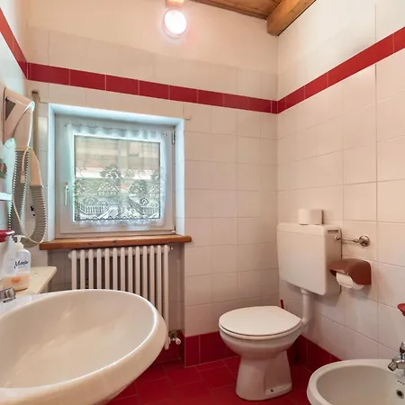 Casa Lorenz 3 Апартаменти Канацеї