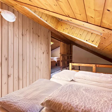 Casa Lorenz 3 Апартаменты Канацеи